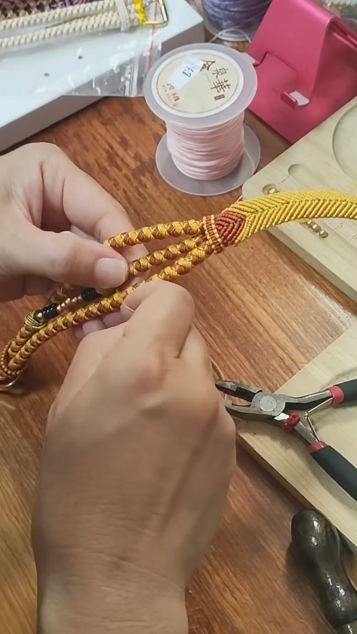 weaving process